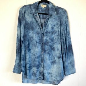 Cloth & Stone Chambray Tie Dye Long Sleeve Shirt S
